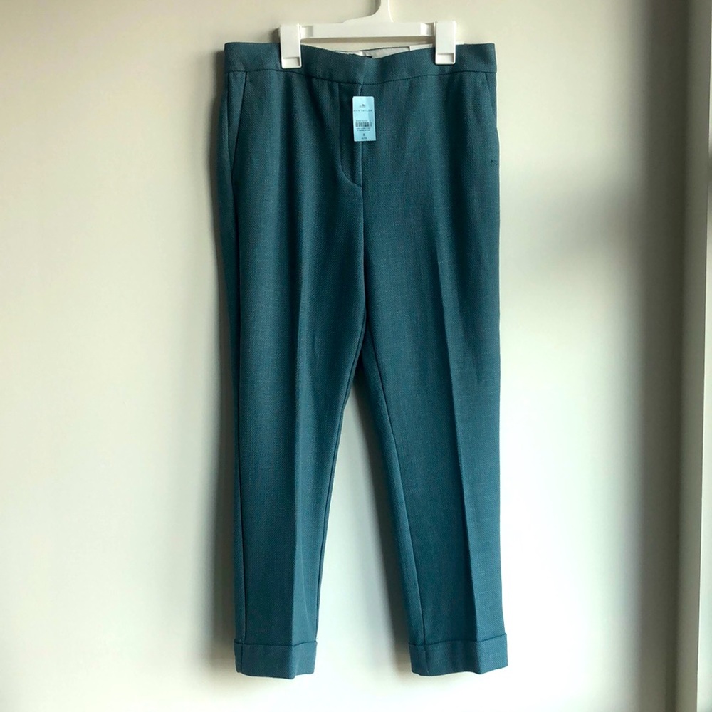 New, never worn - Ann Taylor size 8 petite work pant